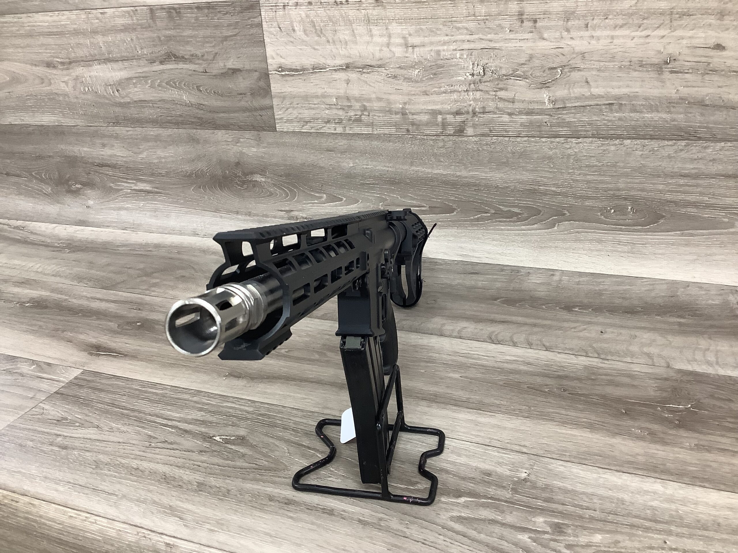 10.5 inch AR-15 pistol - Image 2