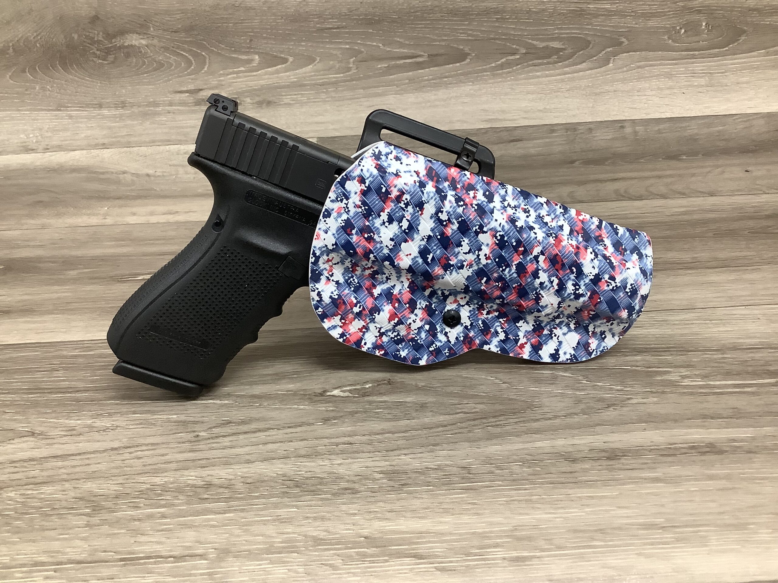 Glock 40 Gen 4 with right hand holster