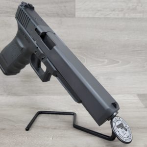 Glock 40 Gen 4 with right hand holster - Image 8